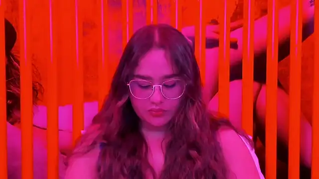 sharaa miller online show from 28, 4, 2026