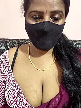 Snapshot of Sunitha-tamilponu chatting on 29, 4, 2026 Sunitha-tamilponu online show from 29, 4, 2026