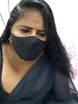 Snapshot of Sunitha-tamilponu chatting on 9, 7, 2026 Sunitha-tamilponu online show from 9, 7, 2026