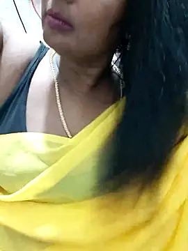 Snapshot of Sunitha-tamilponu chatting on 9, 7, 2026 Sunitha-tamilponu online show from 9, 7, 2026