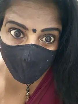 Snapshot of Sunitha-tamilponu chatting on 11, 7, 2026 Sunitha-tamilponu online show from 11, 7, 2026