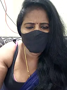 Snapshot of Sunitha-tamilponu chatting on 12, 7, 2026 Sunitha-tamilponu online show from 12, 7, 2026