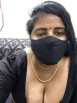 Snapshot of Sunitha-tamilponu chatting on 1, 8, 2026 Sunitha-tamilponu online show from 1, 8, 2026
