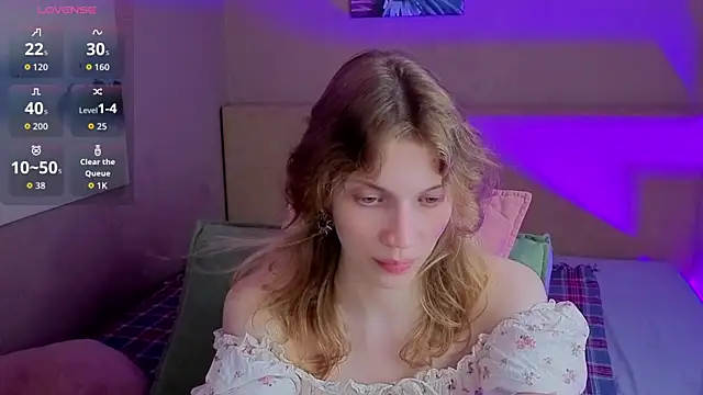 Snapshot of Emily_Cartex chatting on 12, 7, 2026 Emily Cartex online show from 12, 7, 2026