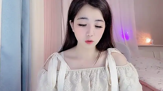 Snapshot of amy-6668 chatting on 28, 5, 2026 amy-6668 online show from 28, 5, 2026