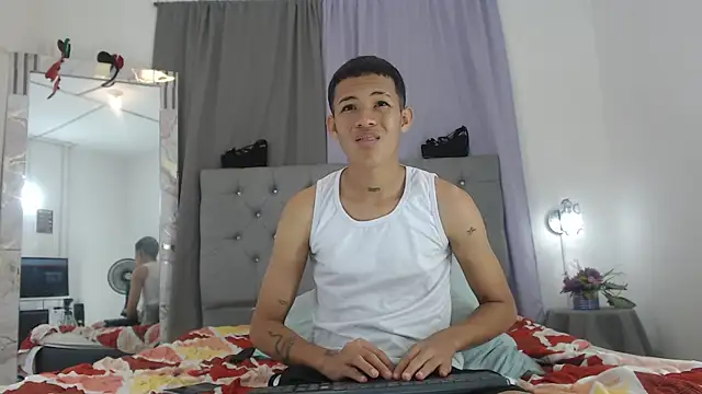 PhillipCox online show from 11, 6, 2026