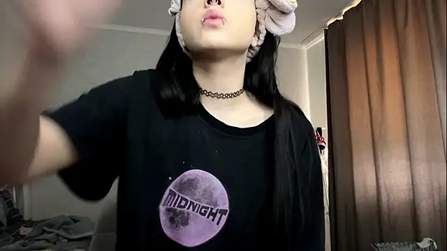 LouisePavlides online show from 9, 5, 2026