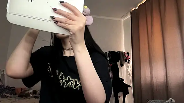 LouisePavlides online show from 10, 5, 2026