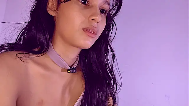 Snapshot of Baby_Elisee chatting on 11, 7, 2026 Baby Elisee online show from 11, 7, 2026