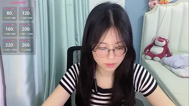 Snapshot of Luna-666 chatting on 15, 5, 2026 Luna-666 online show from 15, 5, 2026