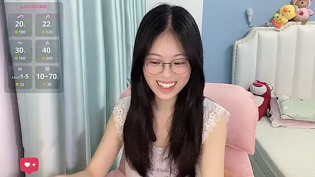 Snapshot of Luna-666 chatting on 24, 6, 2026 Luna-666 online show from 24, 6, 2026