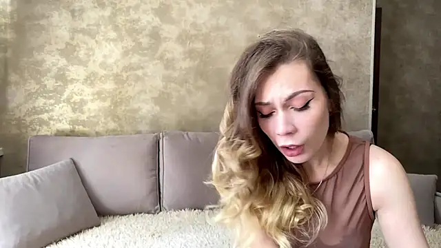 Snapshot of Beatrix_Vale chatting on 7, 7, 2026 Beatrix Vale online show from 7, 7, 2026