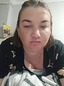 Snapshot of MiyaOlliver chatting on 19, 7, 2026 MiyaOlliver online show from 19, 7, 2026