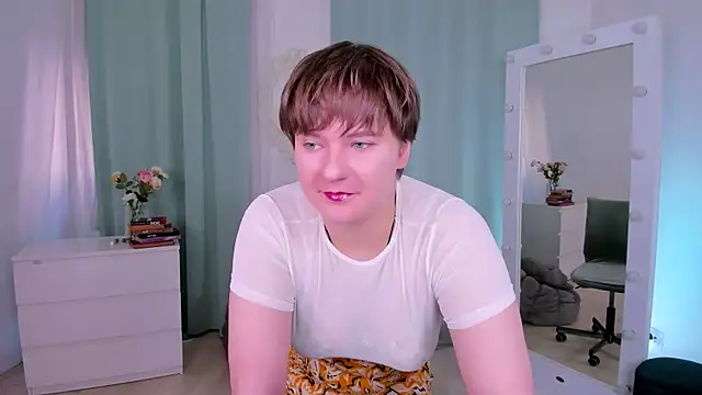 Snapshot of MelittaStorrie chatting on 10, 5, 2026 MelittaStorrie online show from 10, 5, 2026