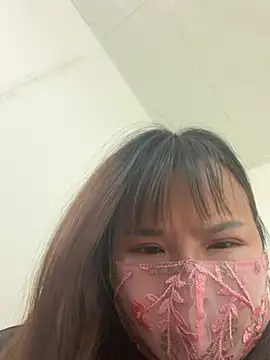 Snapshot of Yanzi-mm chatting on 9, 8, 2026 Yanzi-mm online show from 9, 8, 2026