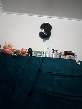Snapshot of VaneMoon chatting on 9, 5, 2026 VaneMoon online show from 9, 5, 2026