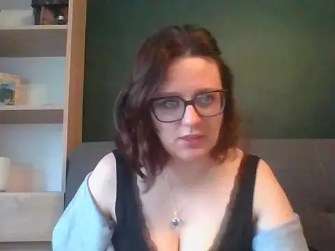 Snapshot of sensual_paris chatting on 12, 5, 2026 sensual paris online show from 12, 5, 2026