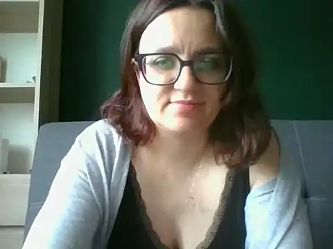 Snapshot of sensual_paris chatting on 15, 6, 2026 sensual paris online show from 15, 6, 2026