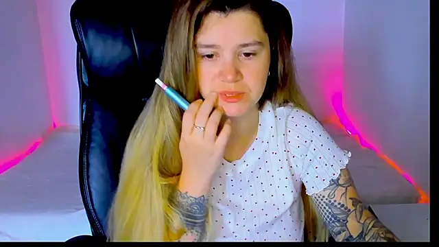 Snapshot of Natali_Secret chatting on 10, 6, 2026 Natali Secret online show from 10, 6, 2026