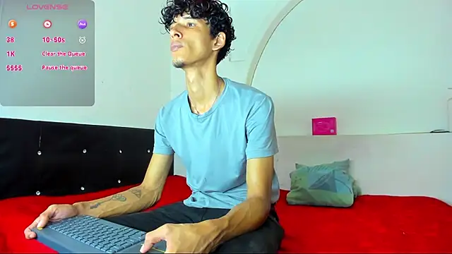 Snapshot of liammendoza98 chatting on 22, 5, 2026 liammendoza98 online show from 22, 5, 2026