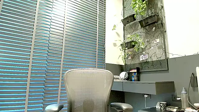 Snapshot of Peachy_ chatting on 10, 5, 2026 Peachy online show from 10, 5, 2026