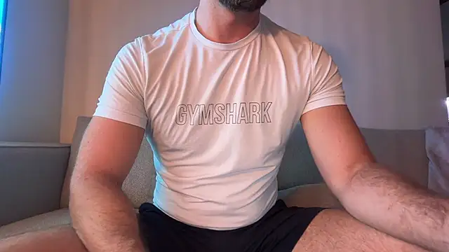 Snapshot of gymshrk chatting on 19, 5, 2026 gymshrk online show from 19, 5, 2026