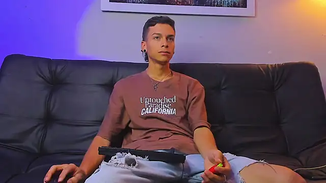 Noahh Sky online show from 28, 4, 2026