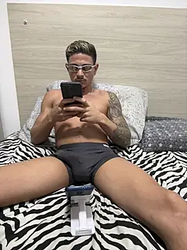 BINHO ZANARDI online show from 9, 8, 2026