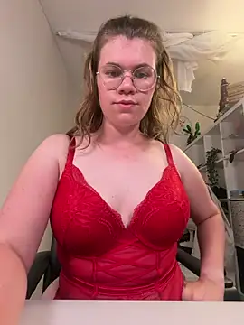 Snapshot of Lina-Love chatting on 11, 7, 2026 Lina-Love online show from 11, 7, 2026