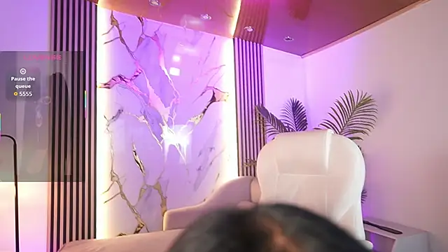Snapshot of VioletJoness_ chatting on 29, 5, 2026 VioletJoness online show from 29, 5, 2026