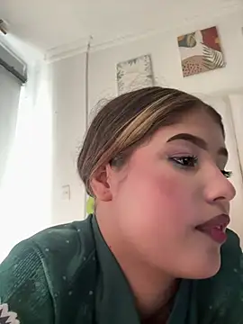 Snapshot of Zoe_rousse01 chatting on 3, 7, 2026 Zoe rousse01 online show from 3, 7, 2026