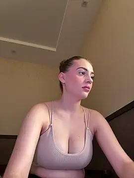 Snapshot of EmersonBenet chatting on 25, 5, 2026 EmersonBenet online show from 25, 5, 2026