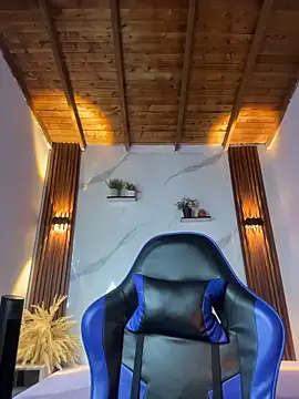 Snapshot of catalina_lafer chatting on 12, 6, 2026 catalina lafer online show from 12, 6, 2026
