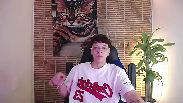 Snapshot of Asher_addamss_ chatting on 15, 7, 2026 Asher addamss online show from 15, 7, 2026