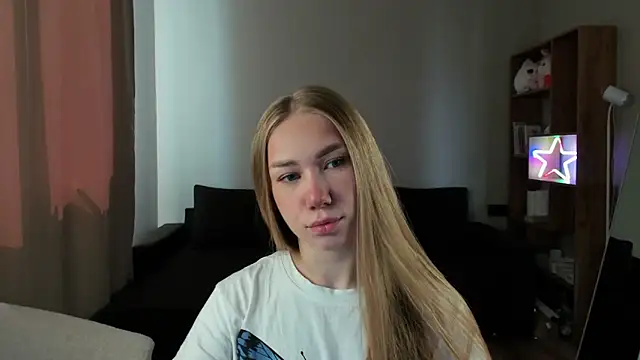 Snapshot of AnnaAlexArti chatting on 2, 6, 2026 AnnaAlexArti online show from 2, 6, 2026