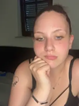 Snapshot of CuteBeaX chatting on 25, 6, 2026 CuteBeaX online show from 25, 6, 2026