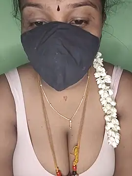 Snapshot of tamil_butterfly chatting on 25, 6, 2026 tamil butterfly online show from 25, 6, 2026