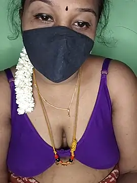 Snapshot of tamil_butterfly chatting on 6, 7, 2026 tamil butterfly online show from 6, 7, 2026