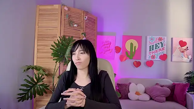 Snapshot of SeraphineSparda chatting on 4, 6, 2026 SeraphineSparda online show from 4, 6, 2026