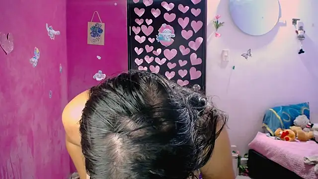 Snapshot of Kiara_tits chatting on 11, 6, 2026 Kiara tits online show from 11, 6, 2026