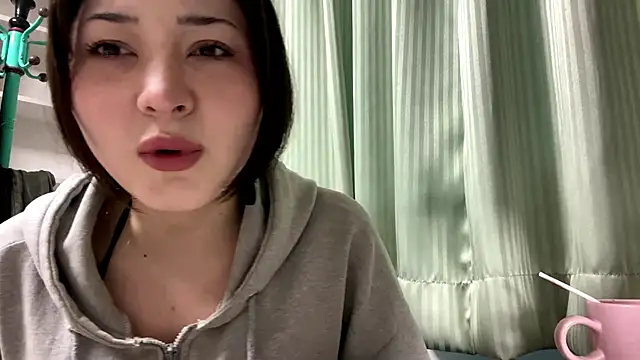 Snapshot of Sonata_Asky chatting on 16, 5, 2026 Sonata Asky online show from 16, 5, 2026