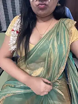 Snapshot of Tamil_Azhagie chatting on 21, 6, 2026 Tamil Azhagie online show from 21, 6, 2026