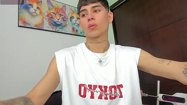 Snapshot of lukasstrong_ chatting on 9, 8, 2026 lukasstrong online show from 9, 8, 2026