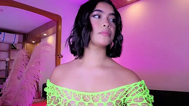 Snapshot of Chloe_monroee chatting on 18, 5, 2026 Chloe monroee online show from 18, 5, 2026