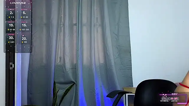 megangil  online show from 30, 5, 2026