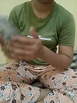 Snapshot of Seema_yadav01 chatting on 8, 6, 2026 Seema yadav01 online show from 8, 6, 2026