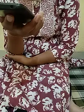 Snapshot of Seema_yadav01 chatting on 21, 6, 2026 Seema yadav01 online show from 21, 6, 2026