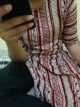 Snapshot of Seema_yadav01 chatting on 22, 6, 2026 Seema yadav01 online show from 22, 6, 2026