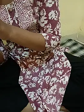 Snapshot of Seema_yadav01 chatting on 18, 7, 2026 Seema yadav01 online show from 18, 7, 2026