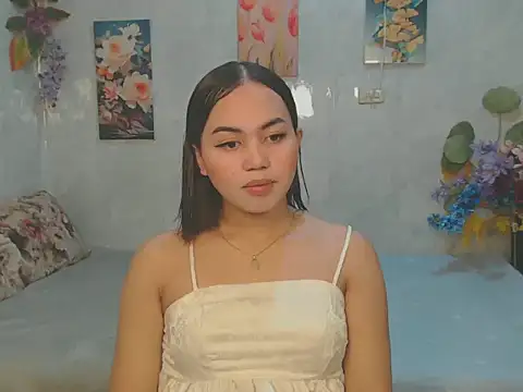 Snapshot of ur_asiankat chatting on 6, 5, 2026 ur asiankat online show from 6, 5, 2026